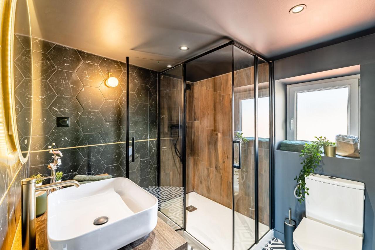 Loft En Ville - Duplex Terrasse Coeur Historique Avec Vue Degagee & Parking Souterrain Offert 拉西约塔 外观 照片