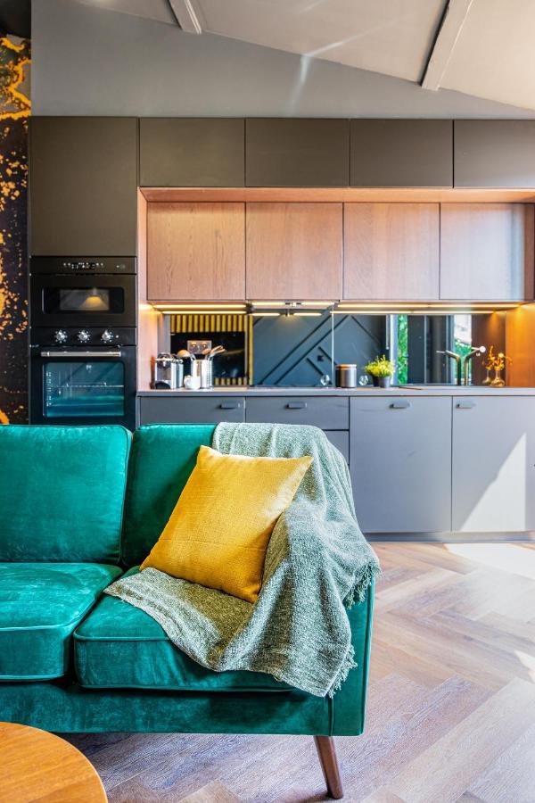 Loft En Ville - Duplex Terrasse Coeur Historique Avec Vue Degagee & Parking Souterrain Offert 拉西约塔 外观 照片